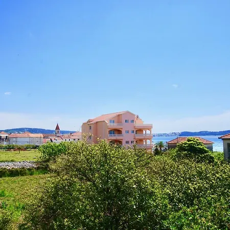 Burano Apartment *